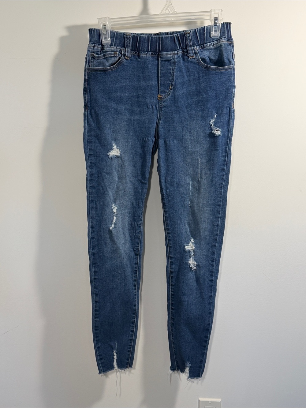 Grace & Lace | Women's Distressed Dark Blue Stretch Jeans | M
